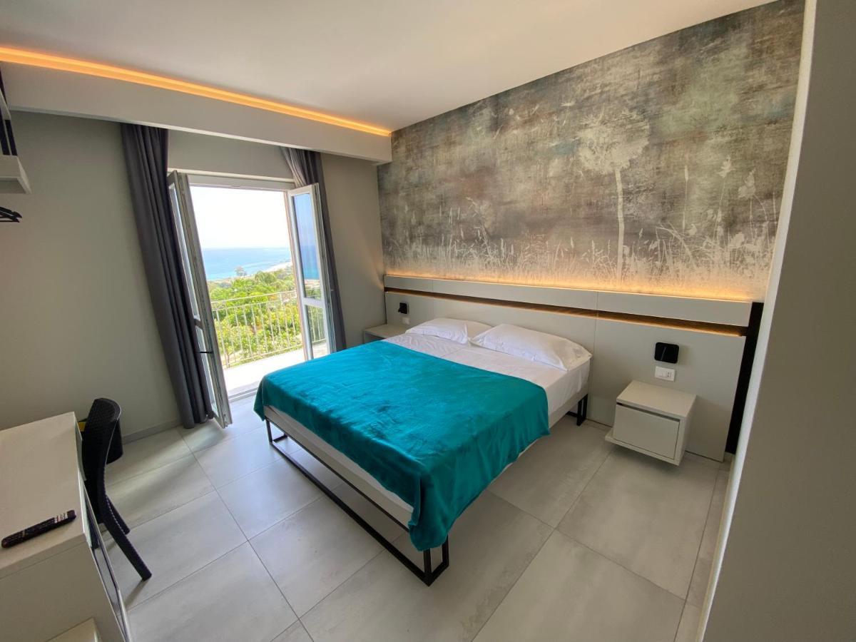Gabriel Holidays Tropea Eksteriør bilde